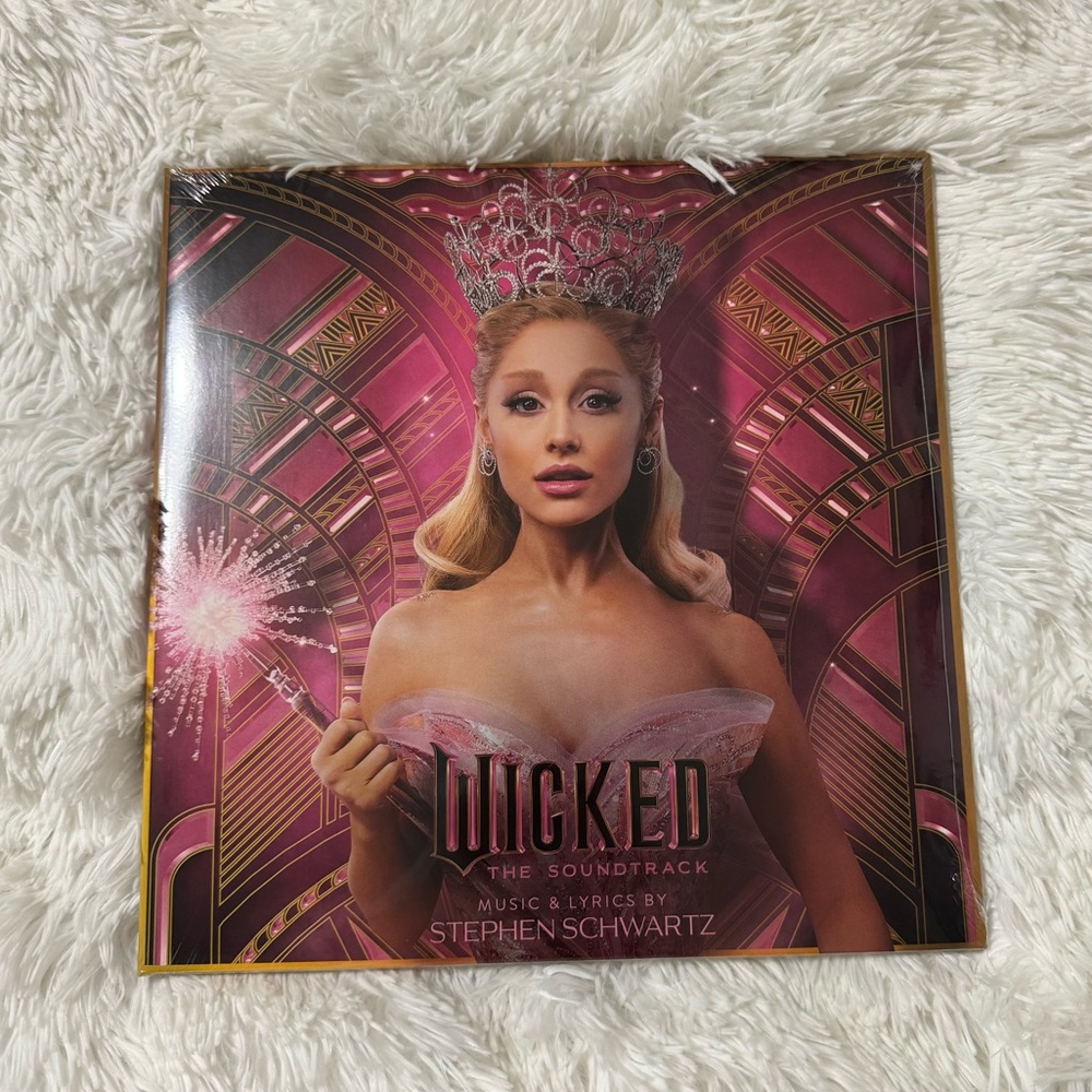 Wicked Glinda Ariana Grande Cover Pink Vinyl